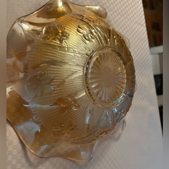 Jeanette Glass Iris & Herringbone Iridescent Wavy Bowl - Picture 4 of 8